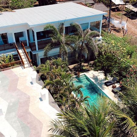 Hotel Hi5 Kuta Kuta  Zewnętrze zdjęcie
