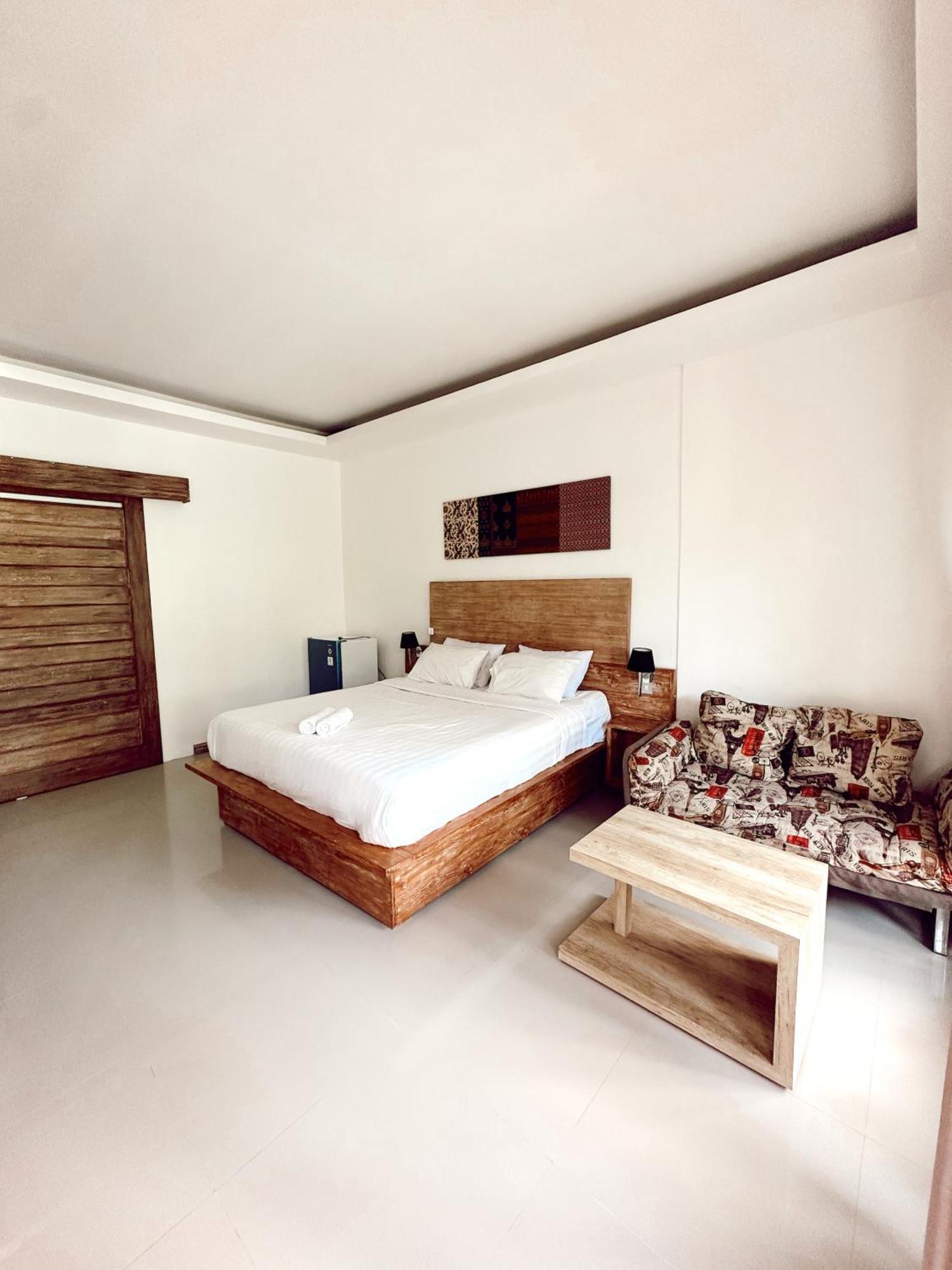 Hotel Hi5 Kuta Kuta  Zewnętrze zdjęcie