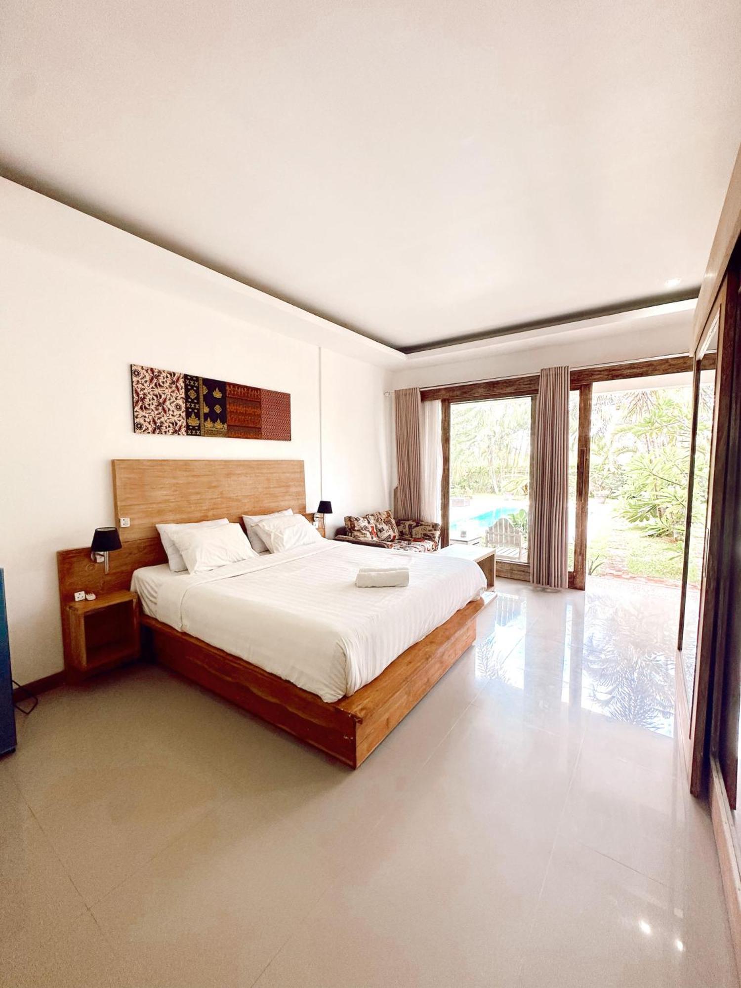 Hotel Hi5 Kuta Kuta  Zewnętrze zdjęcie