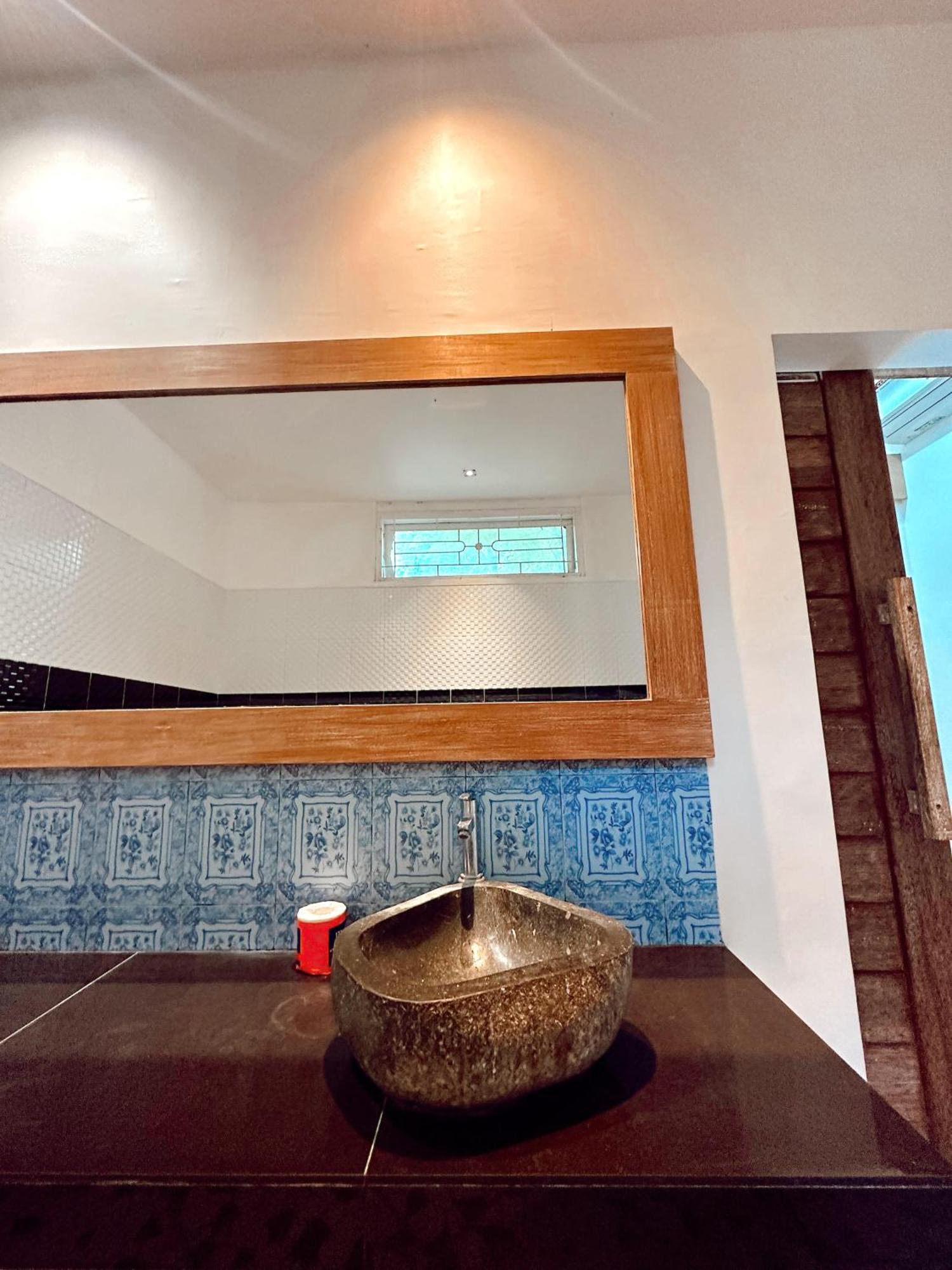 Hotel Hi5 Kuta Kuta  Zewnętrze zdjęcie