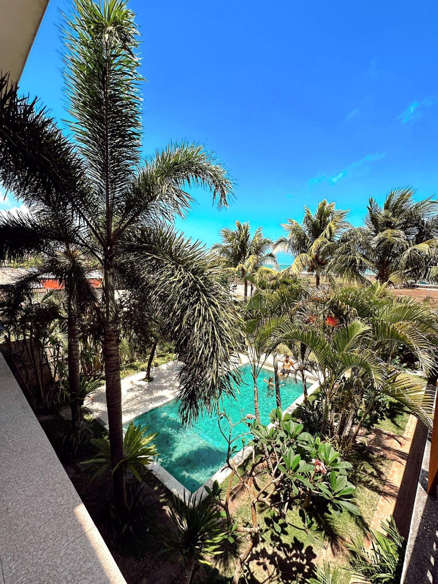 Hotel Hi5 Kuta Kuta  Zewnętrze zdjęcie
