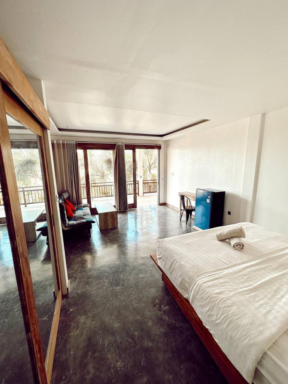 Hotel Hi5 Kuta Kuta  Pokój zdjęcie