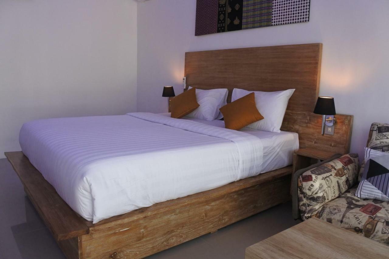 Hotel Hi5 Kuta Kuta  Zewnętrze zdjęcie